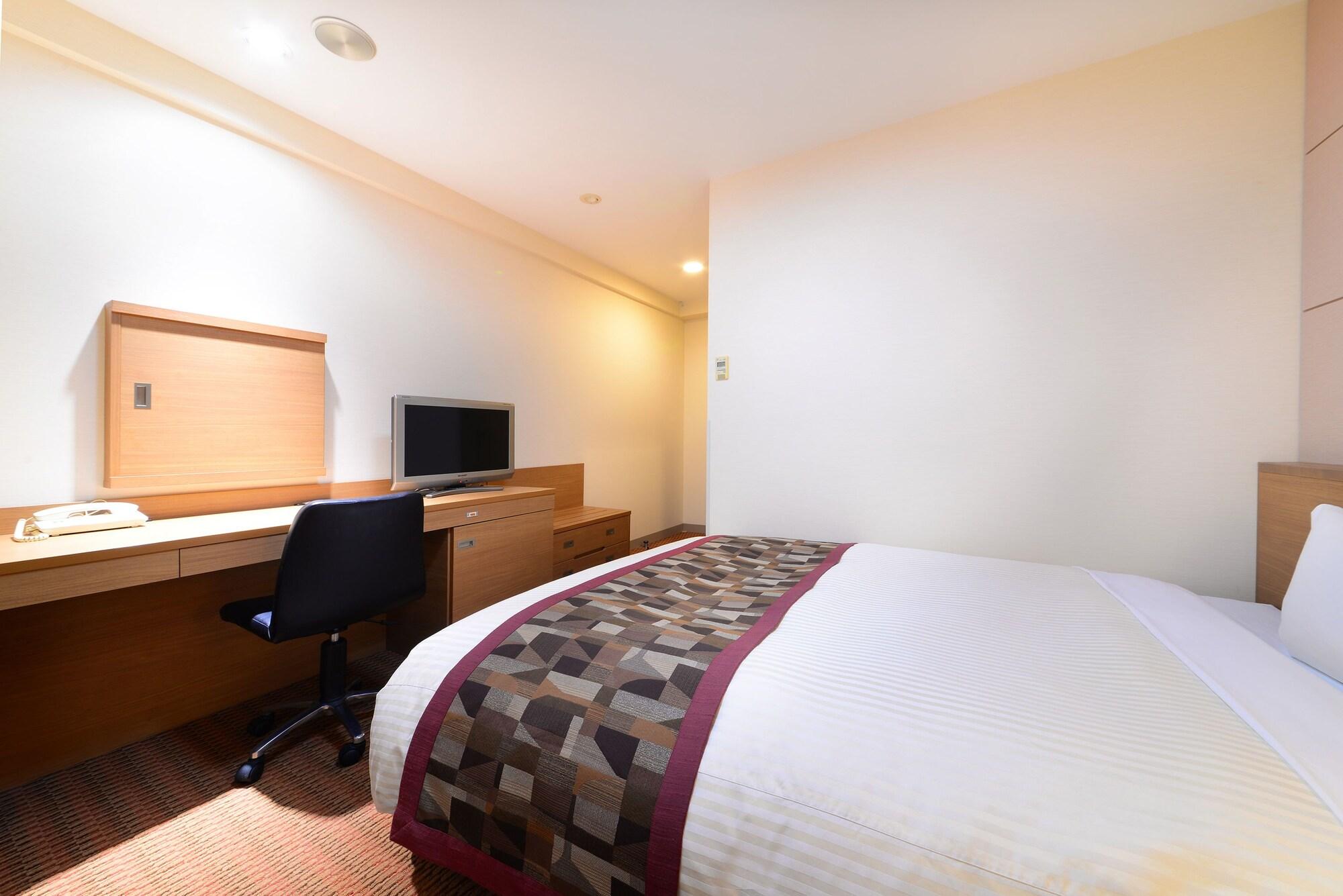 Vessel Inn Fukuyama Station Экстерьер фото