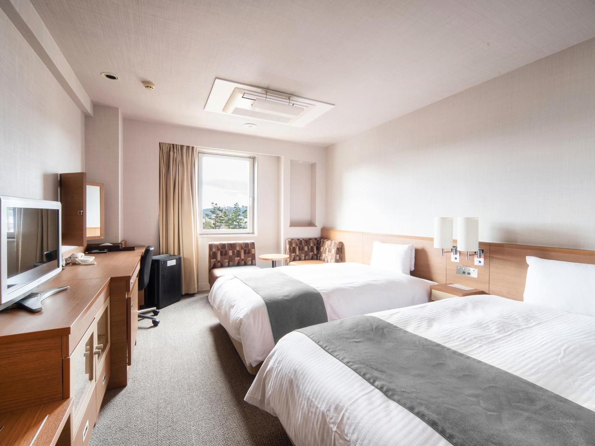 Vessel Inn Fukuyama Station Экстерьер фото