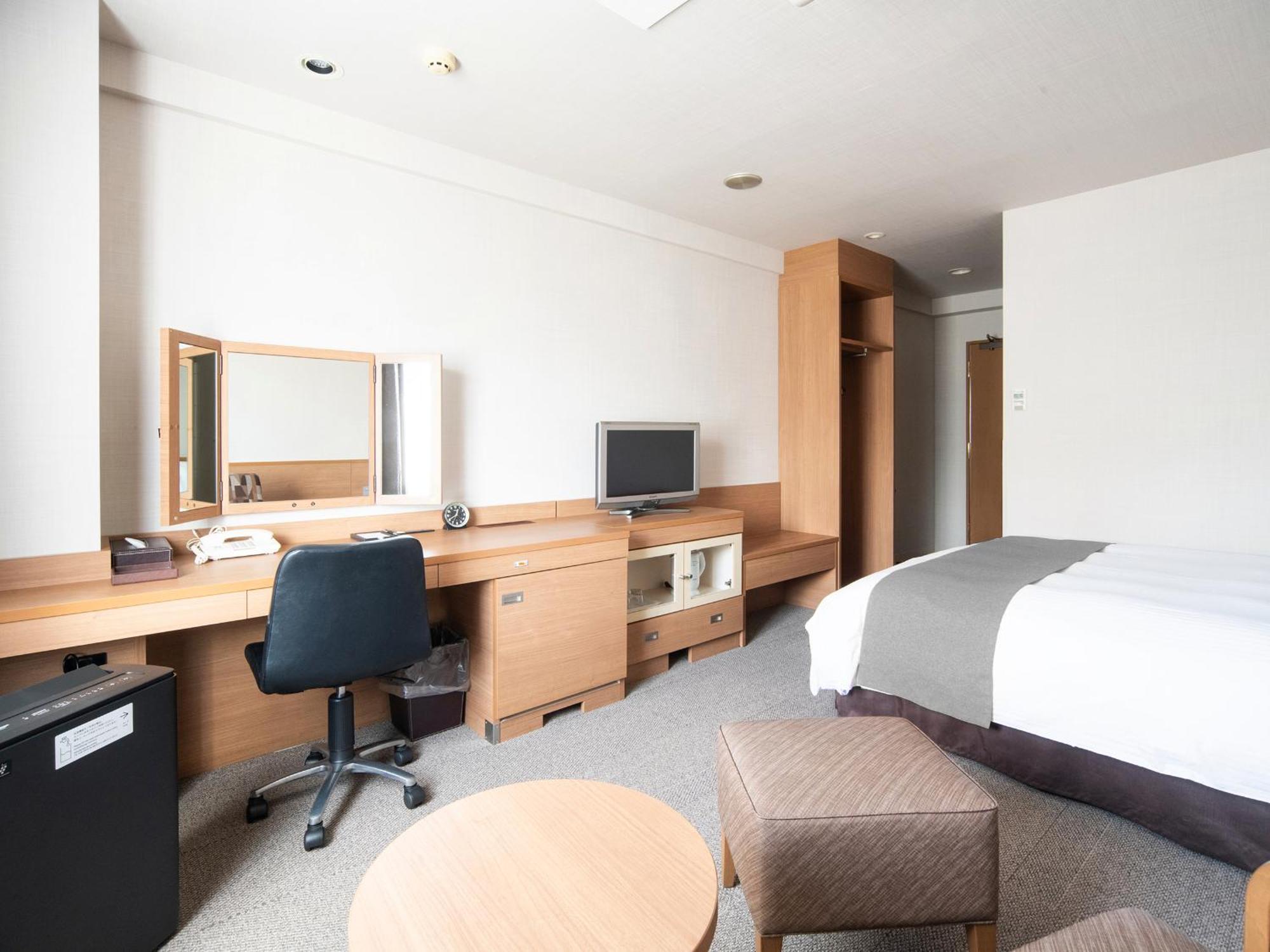 Vessel Inn Fukuyama Station Экстерьер фото