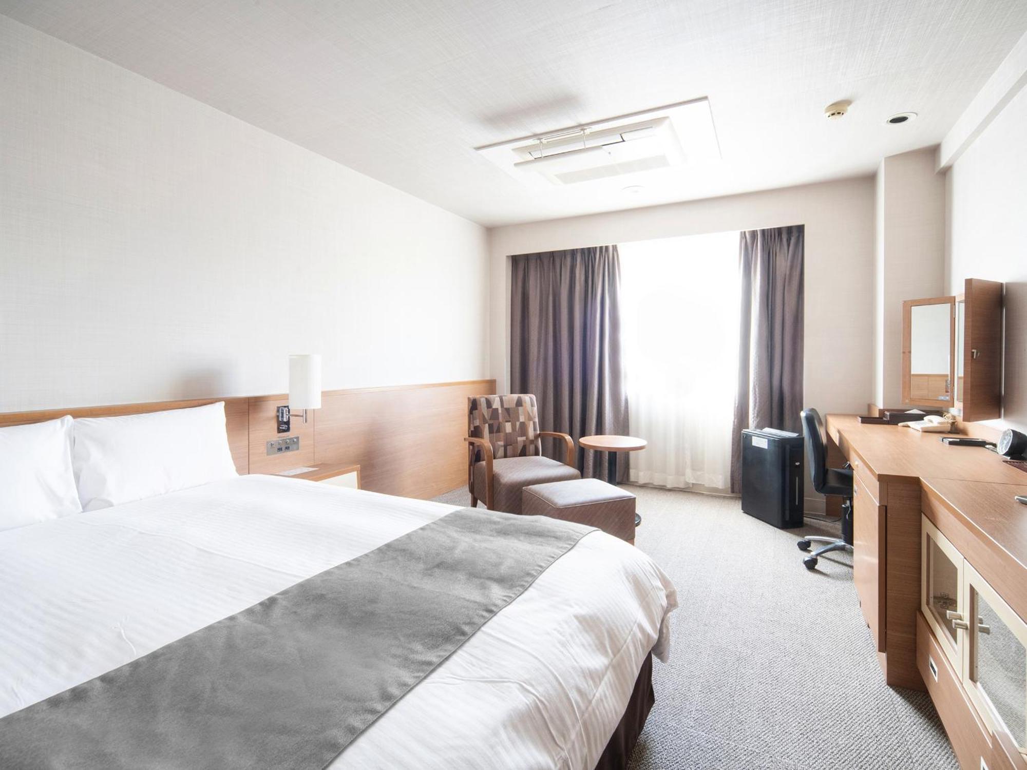 Vessel Inn Fukuyama Station Экстерьер фото